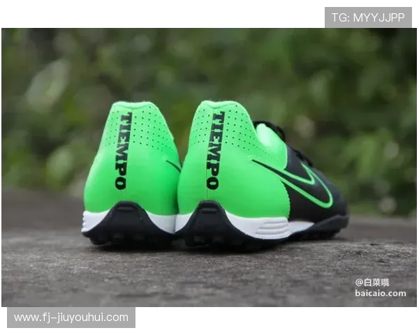 F50足球鞋美国直邮正品推荐 专业足球鞋舒适性能体验